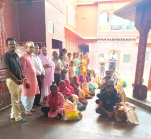 रामनिवास धाम में 25 परिवारों को राशन वितरण,&hellip;